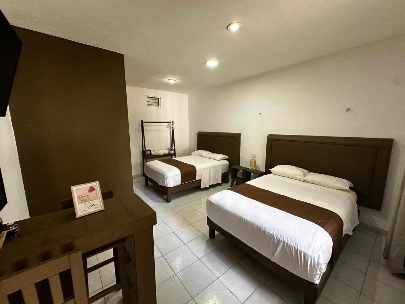 Hotel White Playa